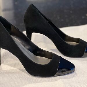 Tahari Ryan Heels 8 1/2